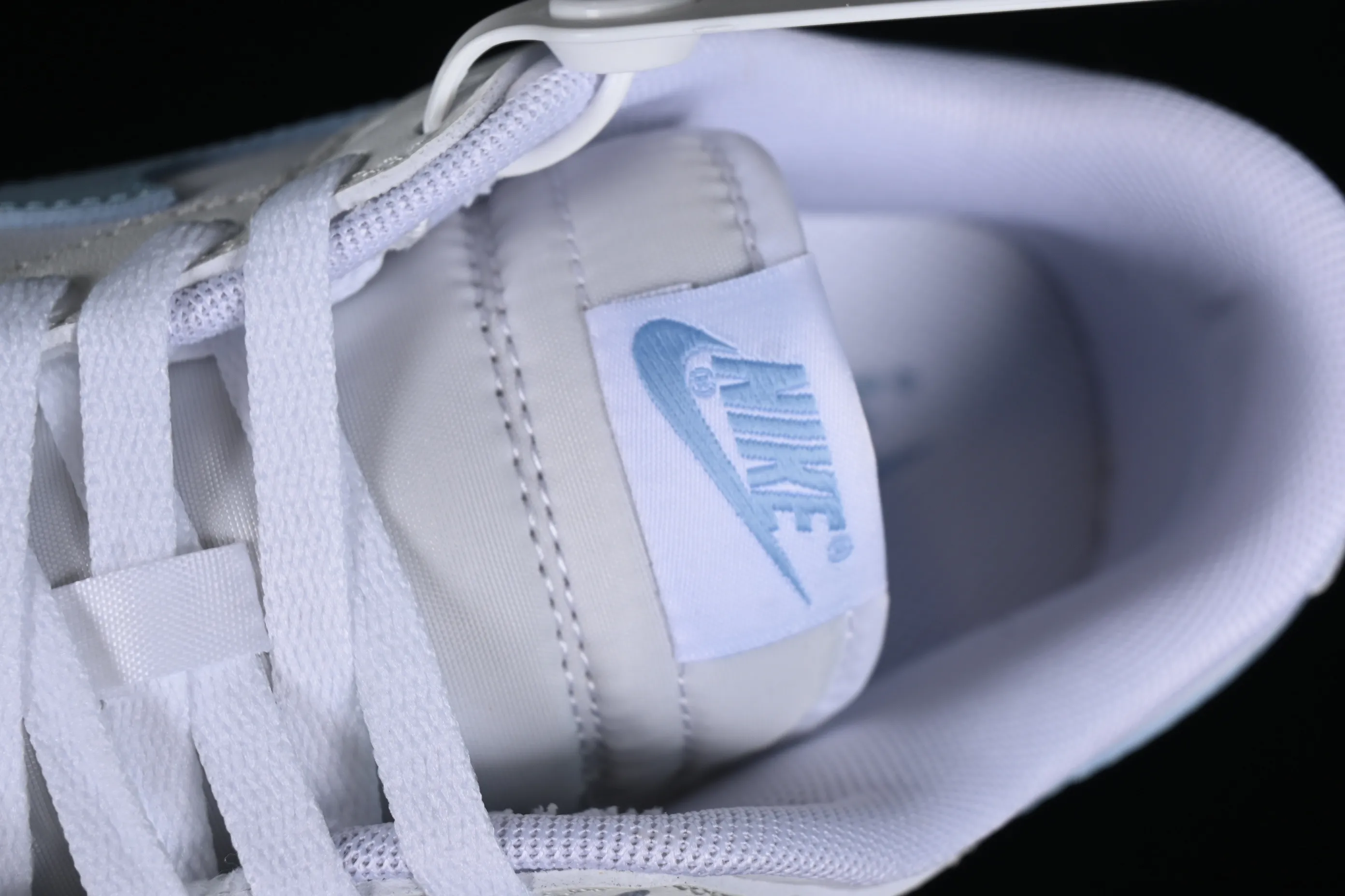 All categories Nk SB Dunk series Nk SB Dunk Low low-top sneakers Nk SB Dunk Low light white blue SB low-top casual sneakers DV0831-109